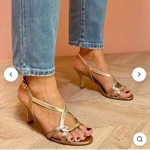 Gold dress sandal - Brand New